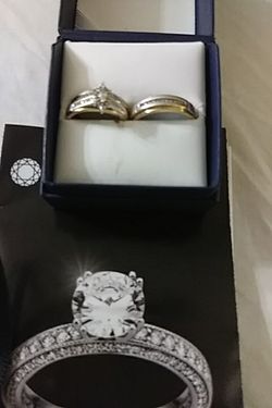 This is a genuine 14 Carrot gold and diamond wedding rings men's size 10 a woman size 8
