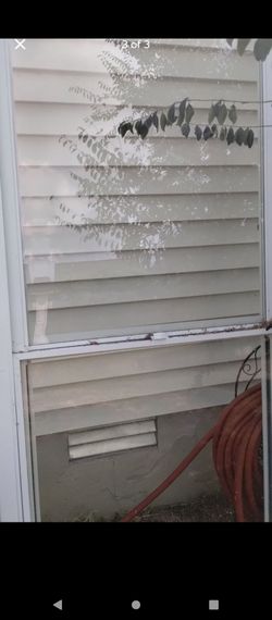 Larson White Glass Storm door