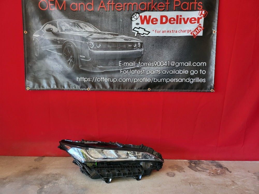 2021 2022 2023 Toyota Venza Headlight Full LED Oem Passenger Side 