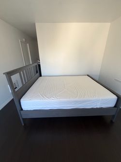 IKEA bed frame good condition with queen clean mattress, first person that brings $200 firm now take it Costa Mesa