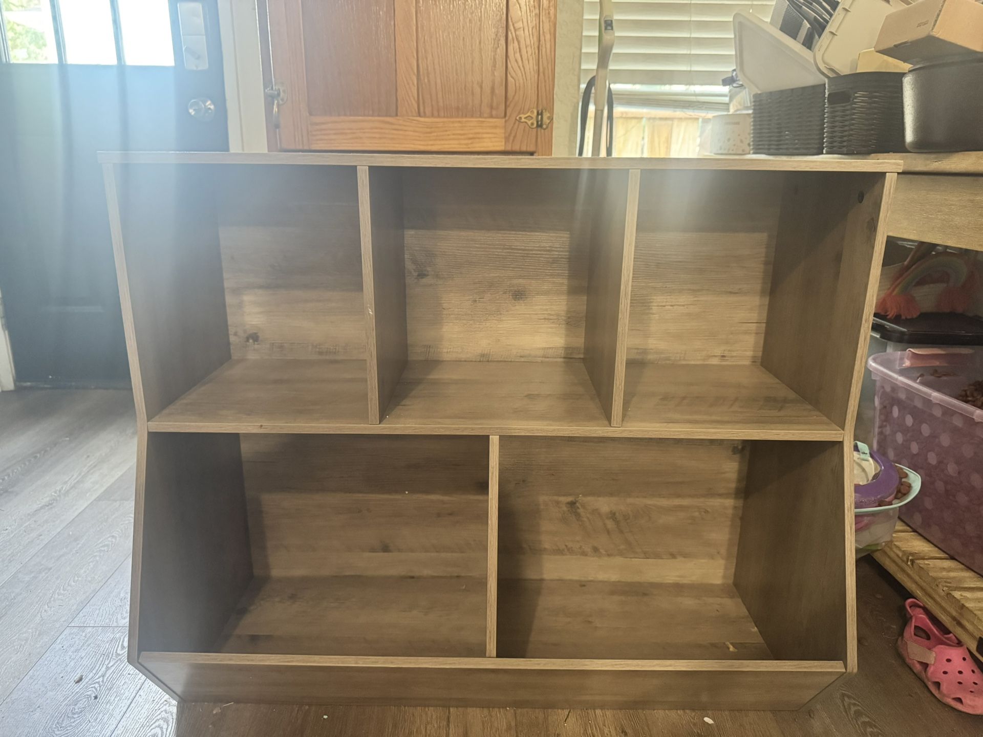 Bookshelf 