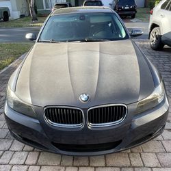 BMW 32i 2007 . With 165.000 miles. AC Working . Good Condition. 