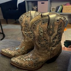 Ariat Cowboy Boots - New