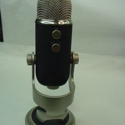 MICROPHONE WITH USB GAIN PATTERN - MIC  