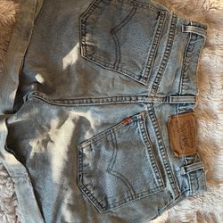 Lots of clothes! ¡Mucha ropa!