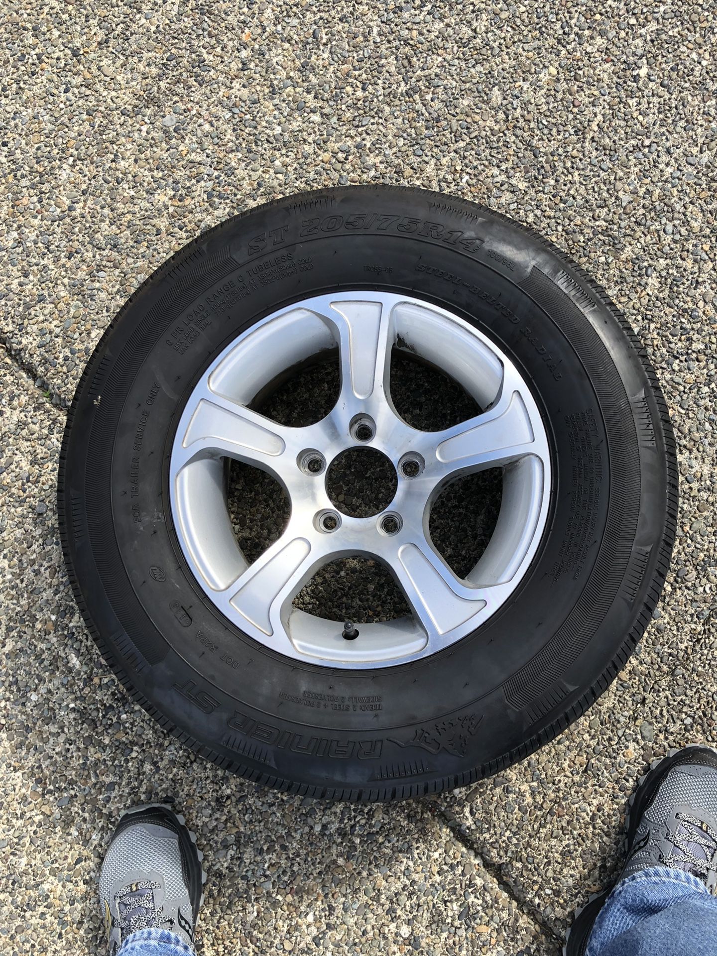 14inch travel trailer tire and rim