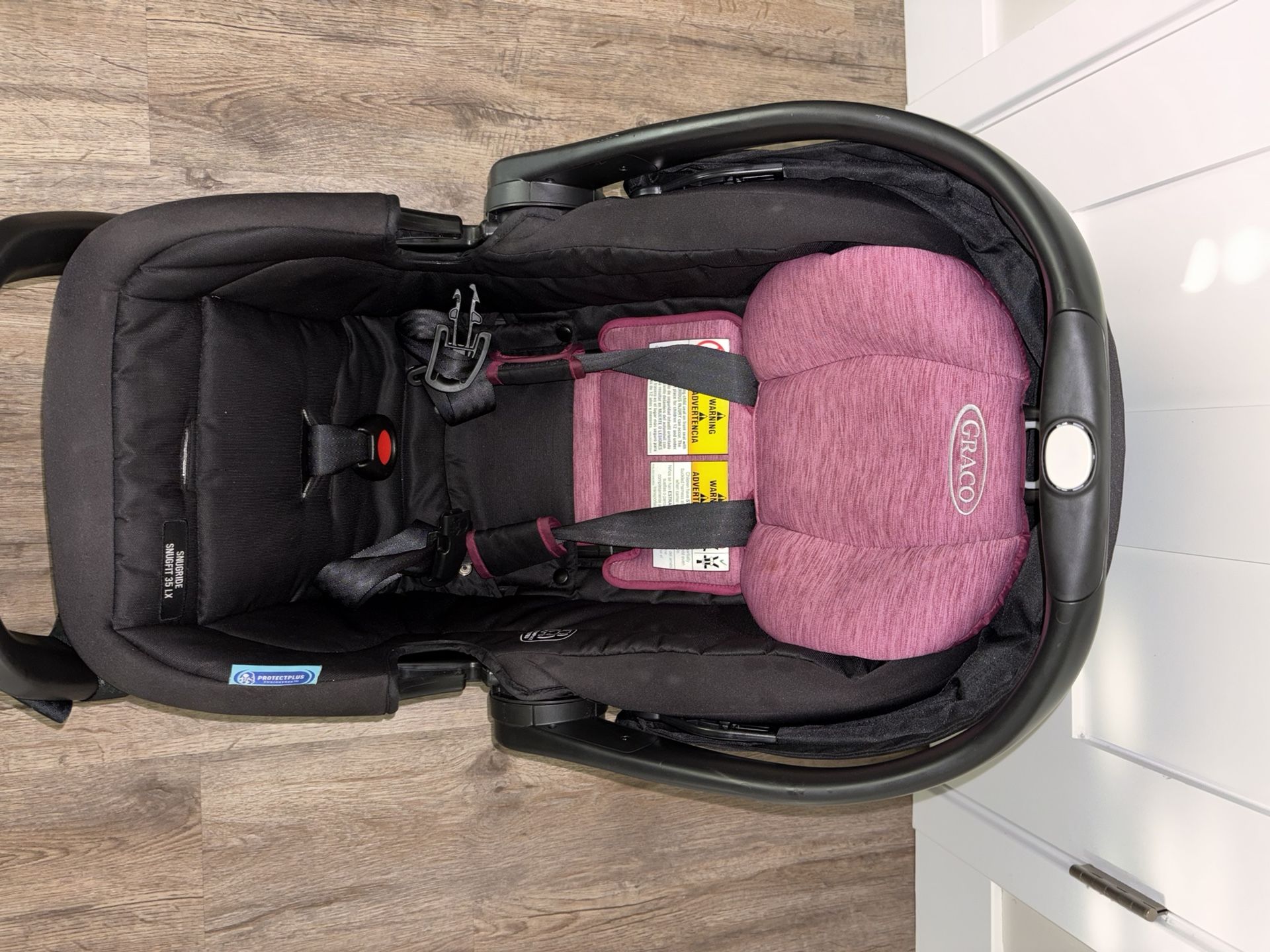 Graco Infant Car seat 