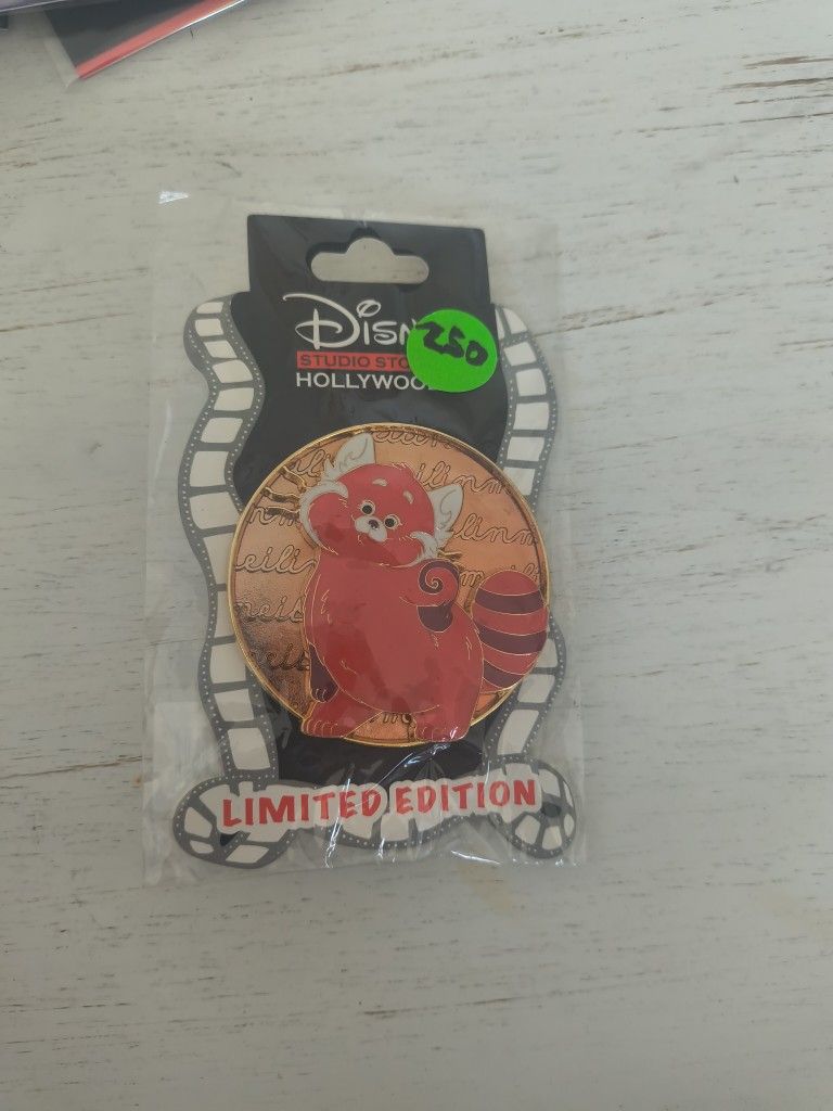 Disney Pin
