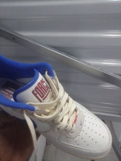Knicks colored air force ones