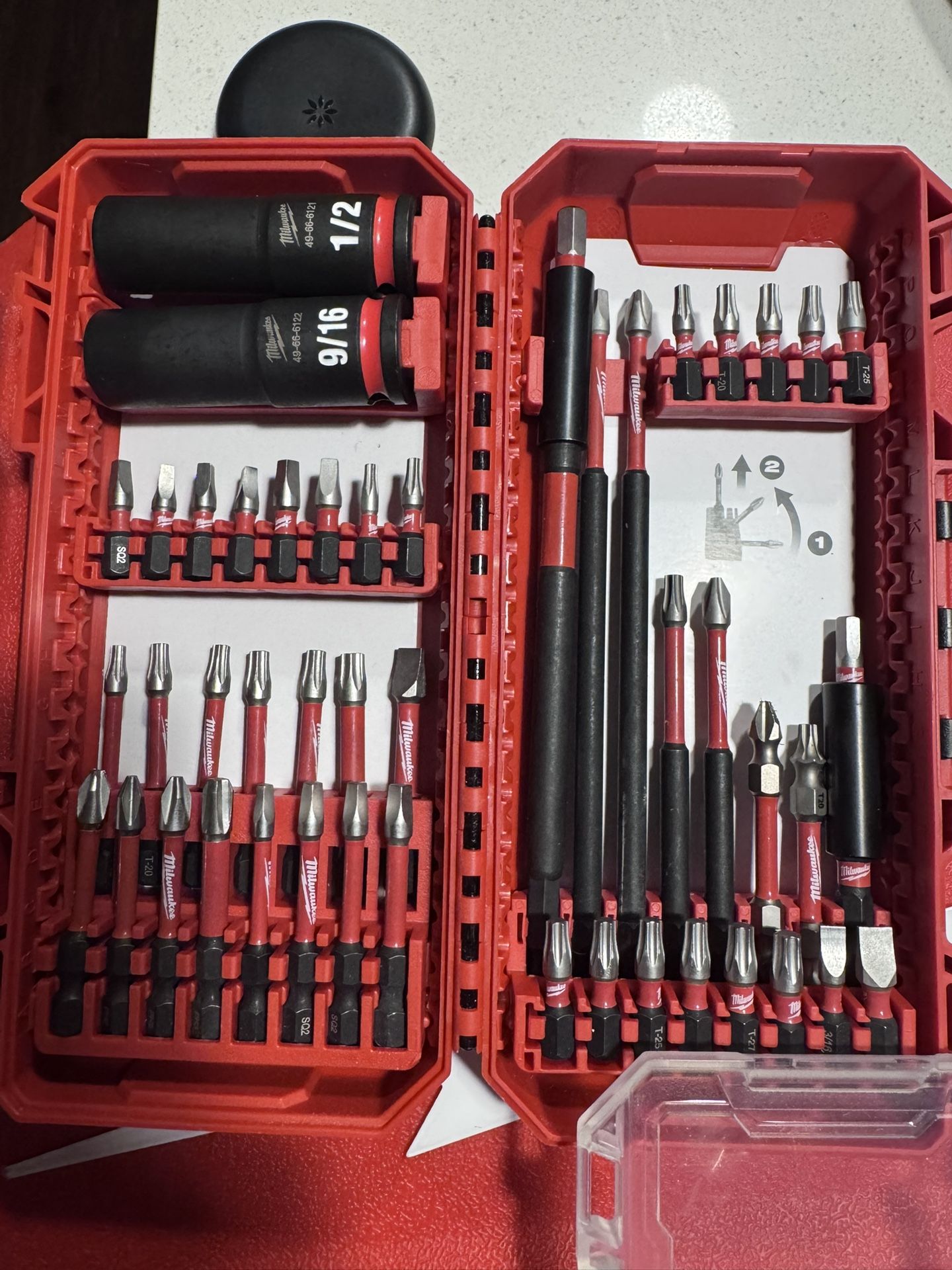 Milwaukee SHOCKWAVE Impact Duty Alloy Steel Screw Driver Bit Sets