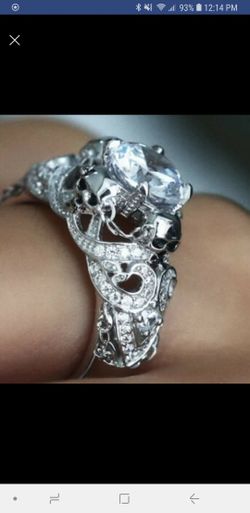 Cubic zirconia 7 ring