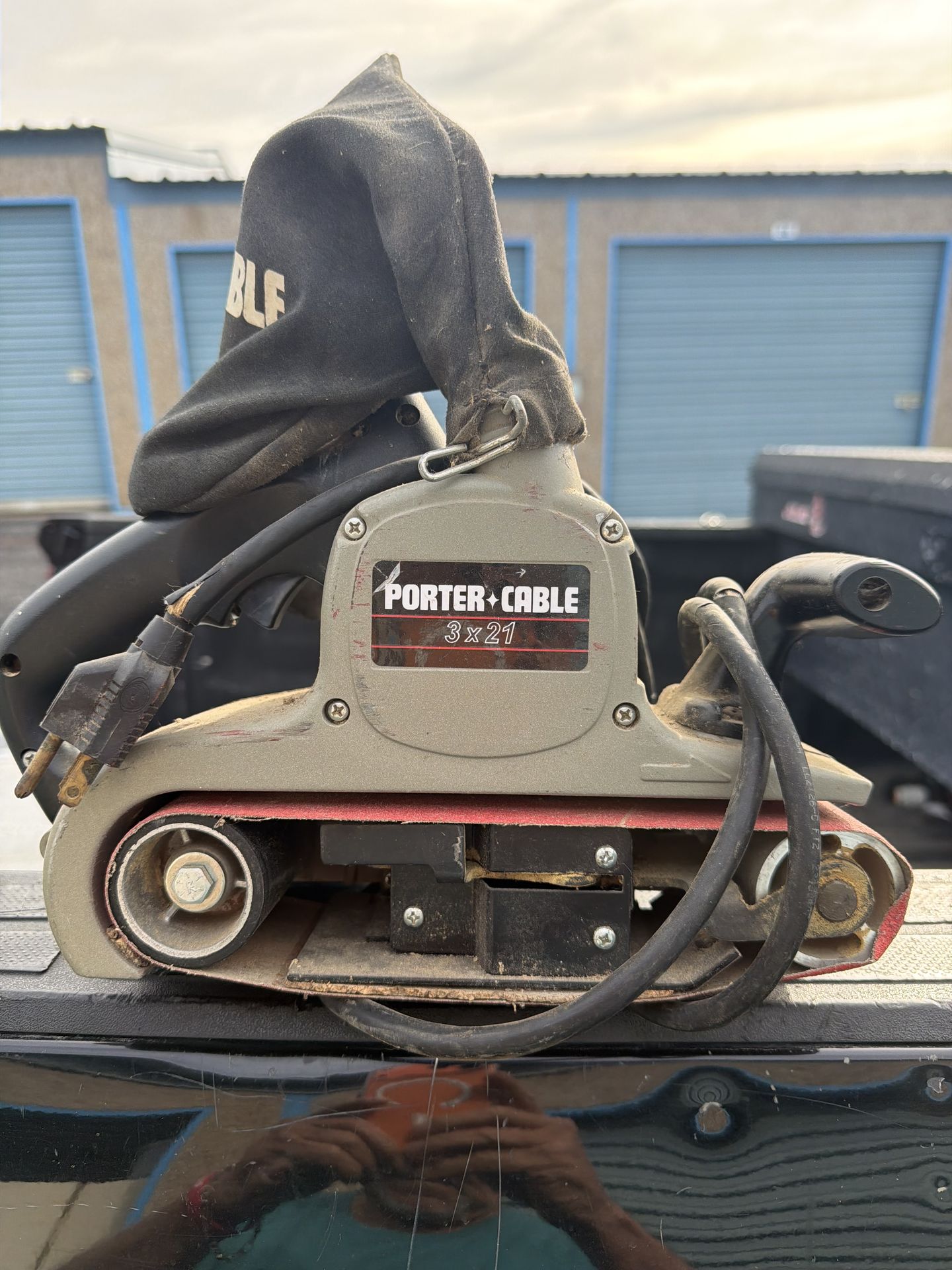 Belt sander
