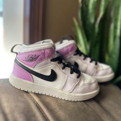Nike Jordan 1 Mid Barely Grape (GS) - 12C