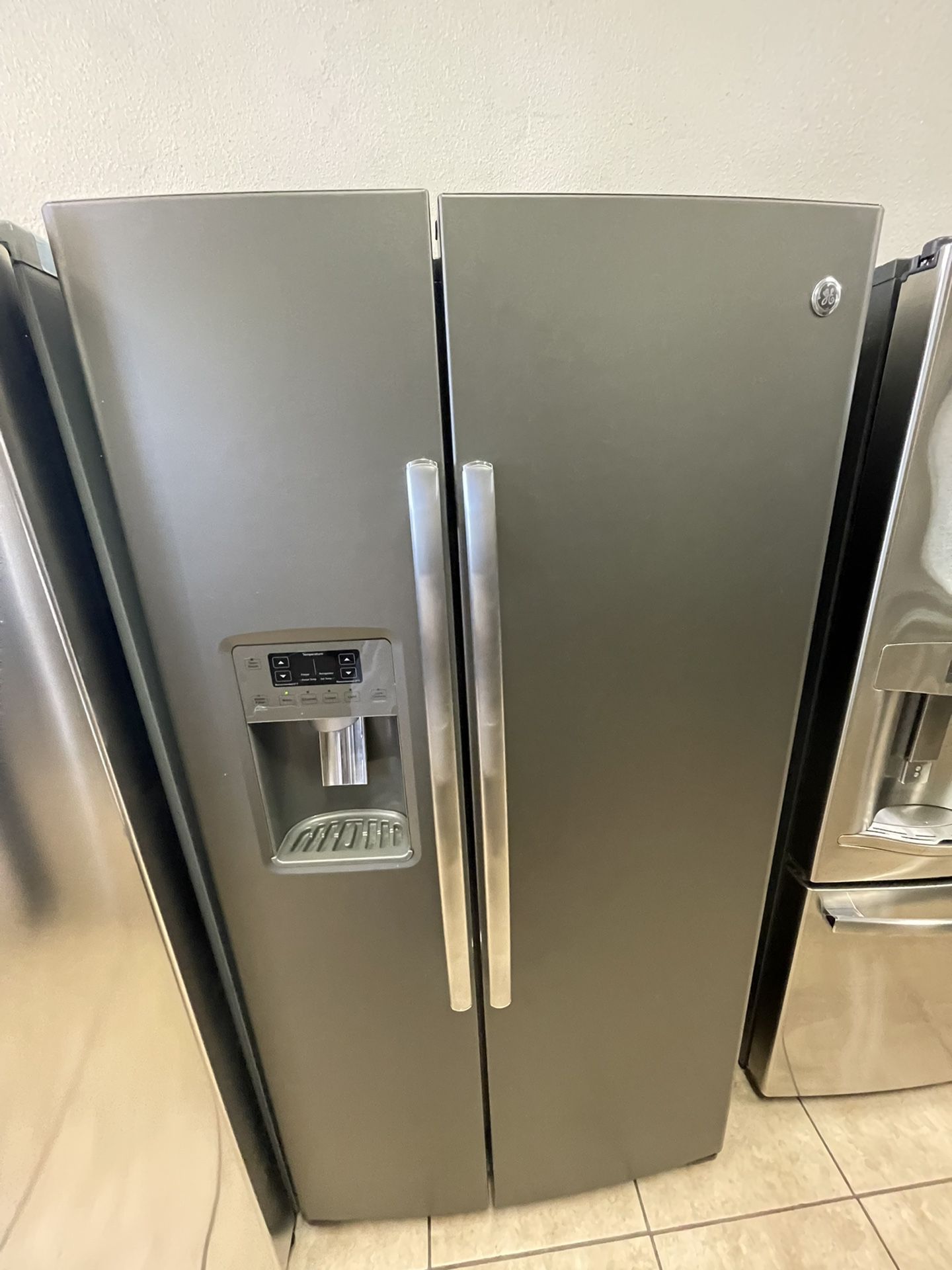 Ge Side By Side Refrigerator 