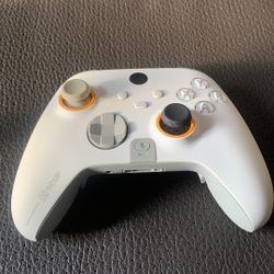 SCUF Instinct Pro White