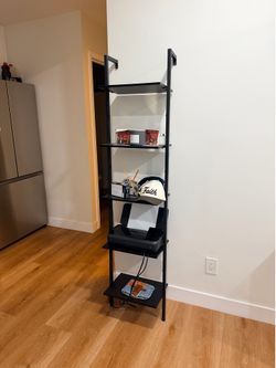 Black Shelve