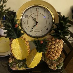 Pineapple Clock 