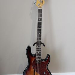 Line 6 Variax 700 bass