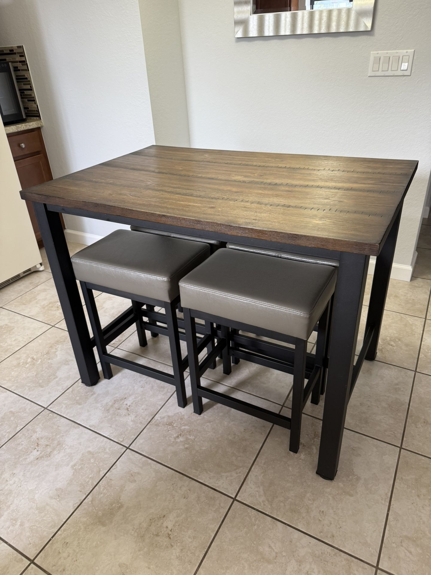 Counter High Table And Stools
