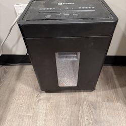 Paper Shredder 