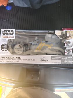 Star Wars Mandalorian Razor Crest RC Vehicle