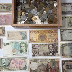More Than 2 pounds of Foreign Coins And Banknotes