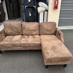 Sectional couch