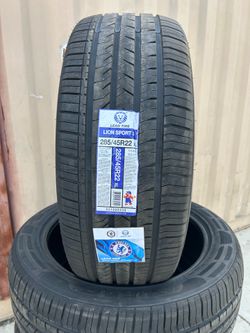 BRAND NEW SET OF TIRES 285/45r22 285/45/22