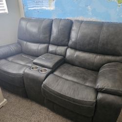 Abbyson Reclining Leather Loveseat