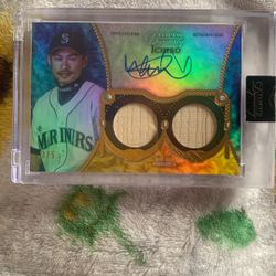 Ichiro Autographed MLB Trading Card