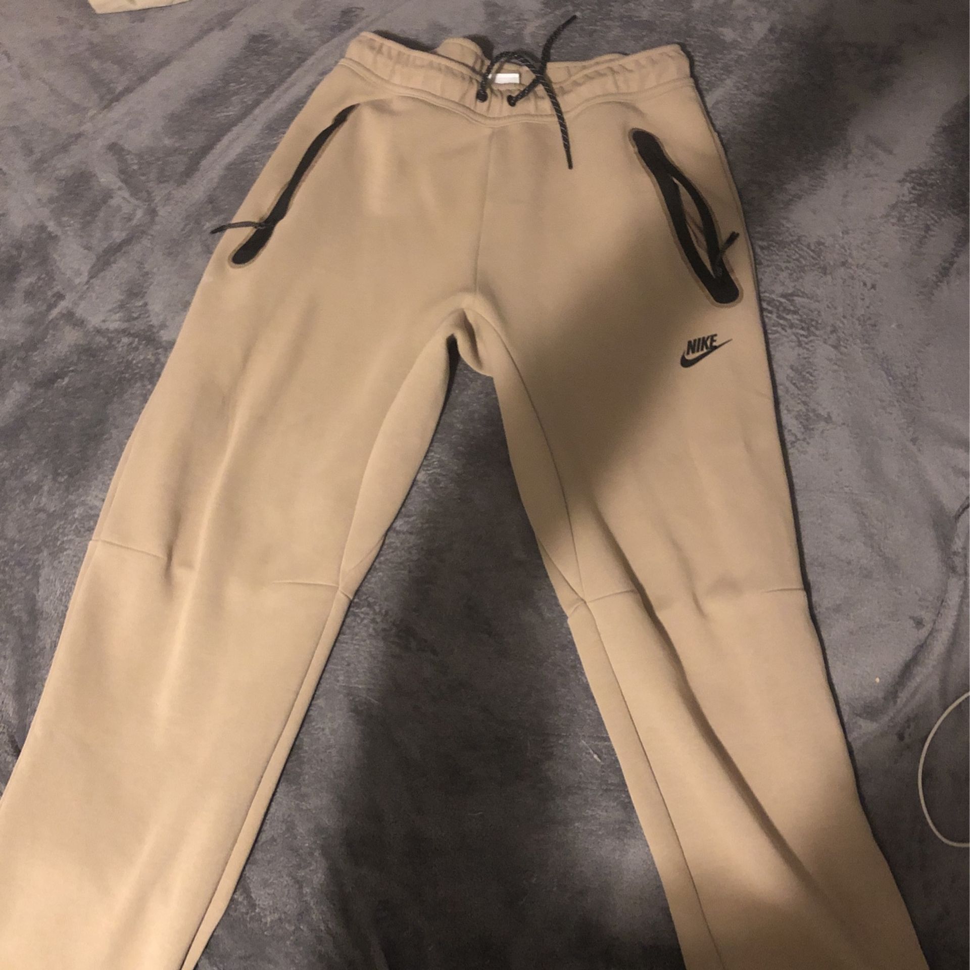 Nike Tech Pants 