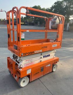 2020 Snorkel S3219E - 19’ Scissor Lift