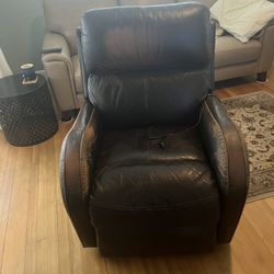 Free Leather BarcaLounger With Power Recline