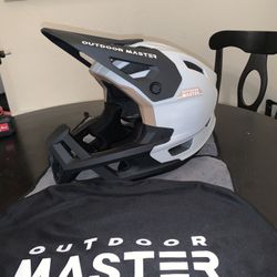 Outdoor Master Dirt Bike Helmet 