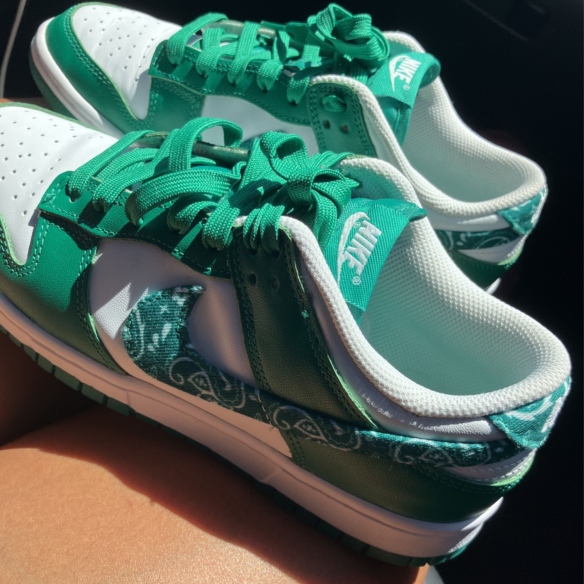 Woman's size Nike Dunk low Essential Paisley Pack Green