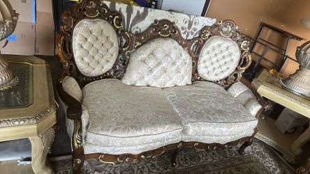3 piece set with table and lamp