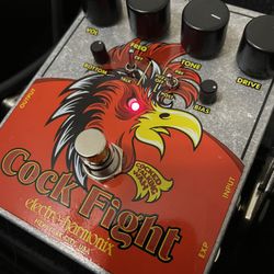 Electro-Harmonix Cocked Fight Talking Wah And Fuzz Guitar Pedal 