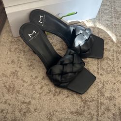 New Marc Fisher Size 9