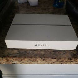 Ipad Box & Charger