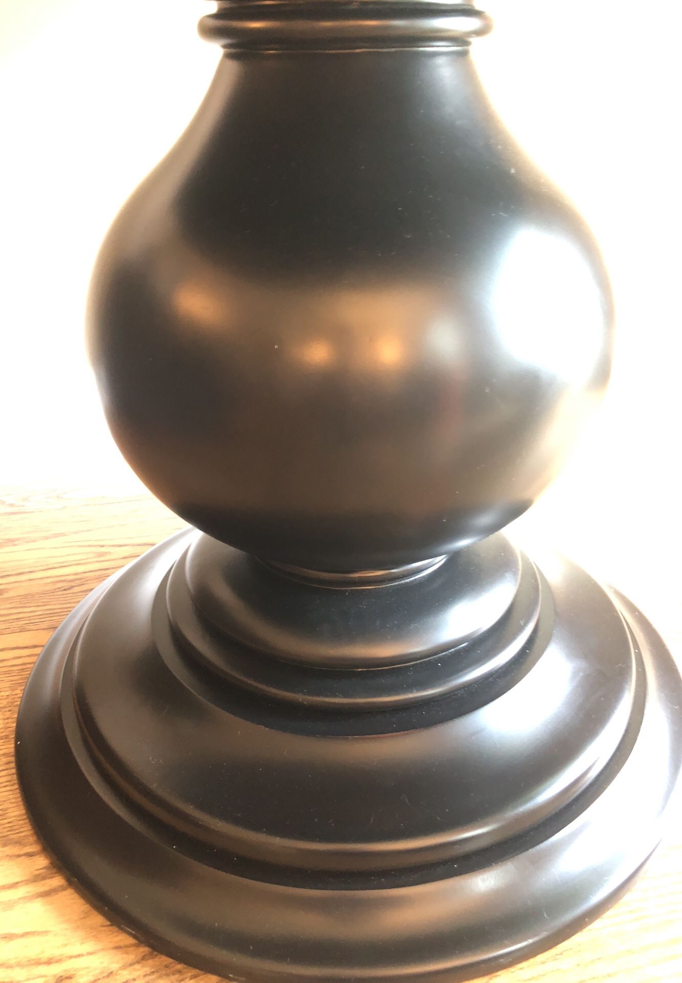 Pottery Barn Maxine Pedestal Table for Sale in Naperville, IL OfferUp