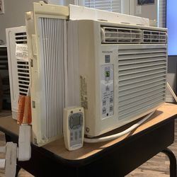 Frigidaire Window AC Unit
