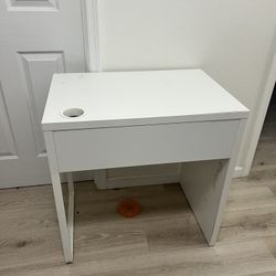 FREE IKEA Micke Desk 