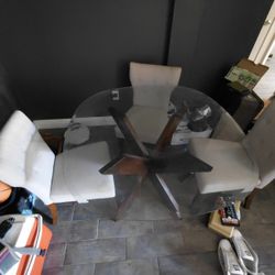 Dining Table Set