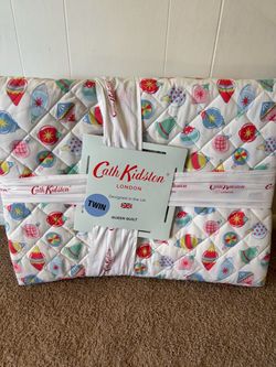 New Cath Kidson London Christmas Baubles Holiday Twin Quilt Cotton