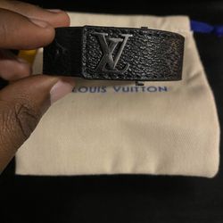 LV Bracelet 60$