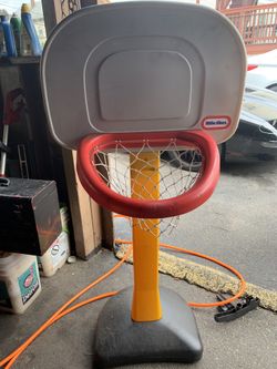 Basketball hoop