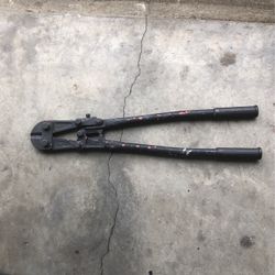 Vantage Bolt Cutter 24” Long.