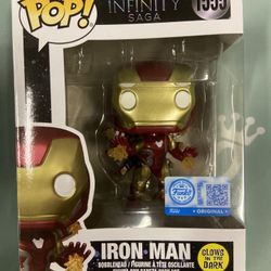 The Infinity Saga Funko Pop! Iron Man Glow Exclusive #1555 +Protector IN HAND