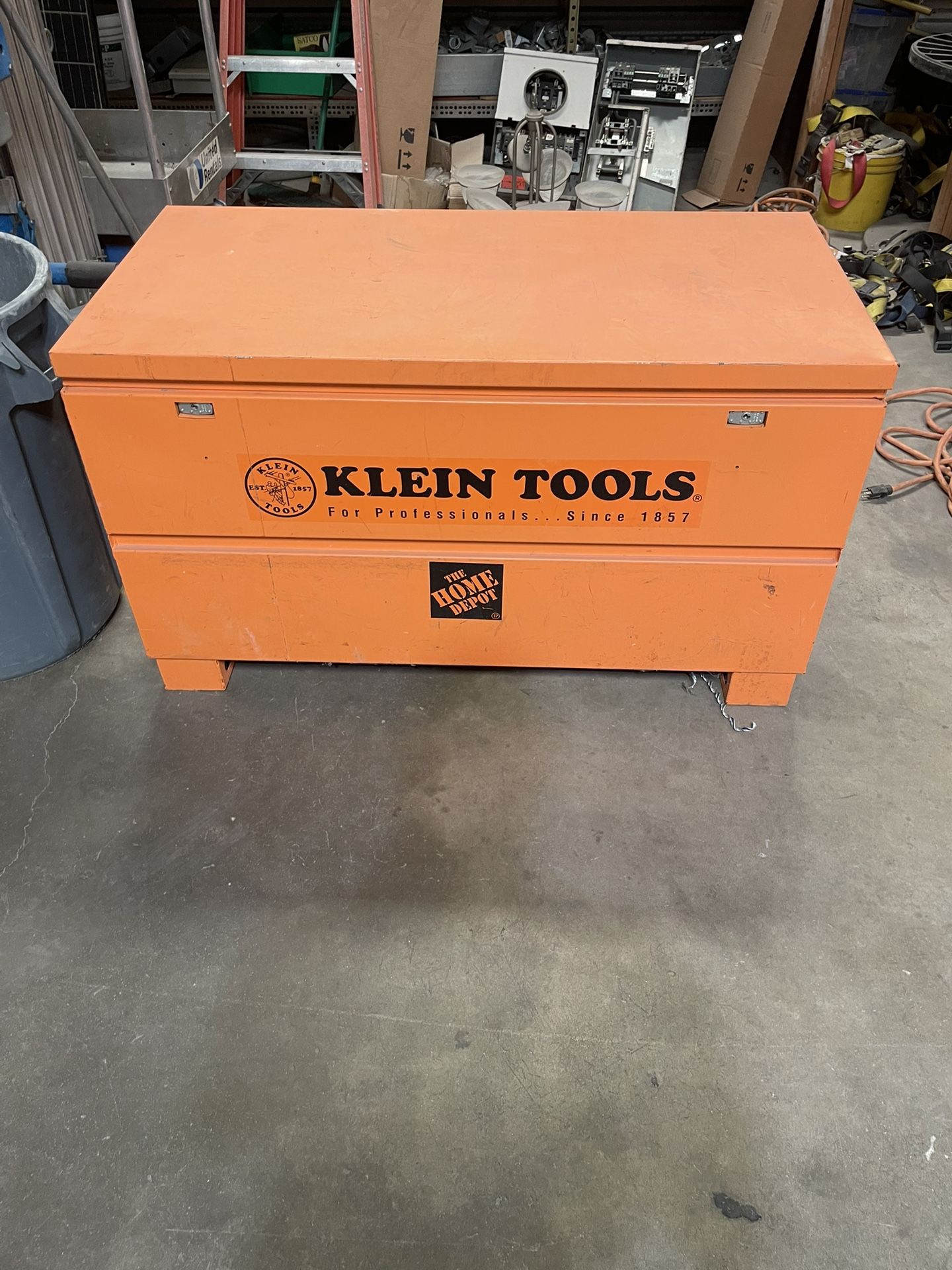 Klein Job Site Chest 