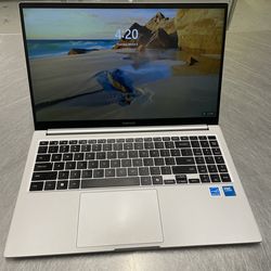 Laptop Samsung Galaxy Book4 2024
